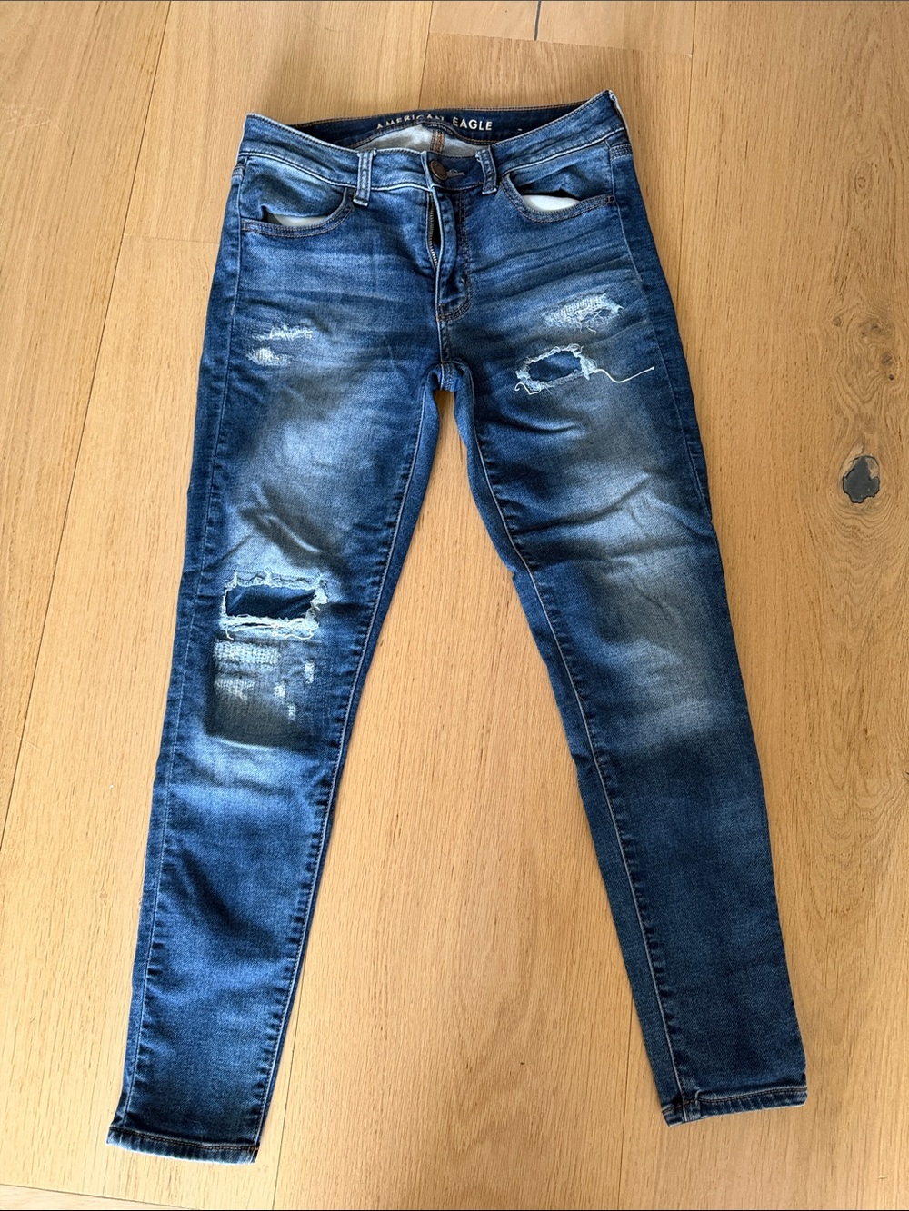 American Eagle Outfitters Blue Distressed Skinny Jeans - Women's